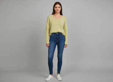 stradiwarius swetry: Sweter damski, rozmiar XS