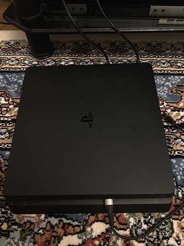 PS4 (Sony Playstation 4): Ps 5 aldqm uvun satram ideal vezyette ps4 slim 500 gb ustunde 4