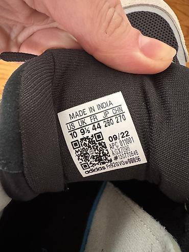 адидас: Adidas-USA alinib 42-42,5 olchu — 3
