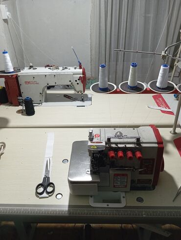 технолог швейного производства: Тигүүчү машина Жарым автоматтык
