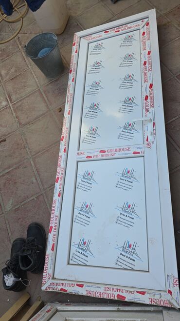 Plastik qapılar: Plastik qapi 3eded 200/65sm 200/69sm 200/73sm 65azn biri Xirdalan