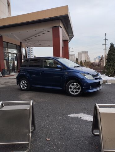 тойота приус с: Toyota ist: 2003 г., 1.5 л, Автомат, Бензин