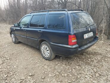 срочно продаю зил: Volkswagen Golf: 1994 г., 1.8 л, Механика, Бензин, Универсал