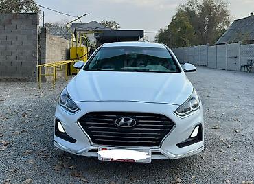 Hyundai Sonata: 2018 г., 2 л, Автомат, Газ, Седан