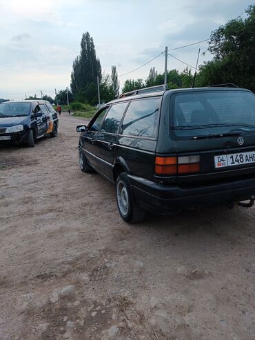 passat универсал: Volkswagen Passat: 1991 г., 1.8 л, Механика, Бензин, Универсал