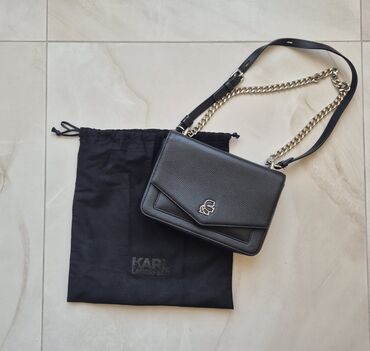 reserved torba: Elegantna torbica, Karl Lagerfeld