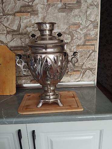 ev əşyalar: İşlənmiş Od Samovar, 4 l — 1