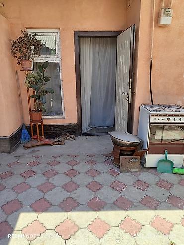 барачный: 3 комнаты, 63 м², 1 этаж — 4
