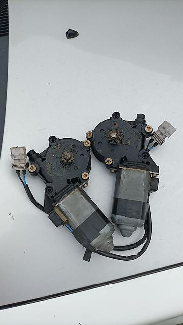 Другие аксессуары для салона: Запчасти от БМВ е34 Запчасти на е34 Оригинал колонки динамики с — 9