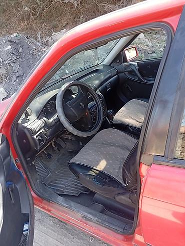 спринтер ноускат: Opel Astra: 1993 г., Механика, Хэтчбэк — 3