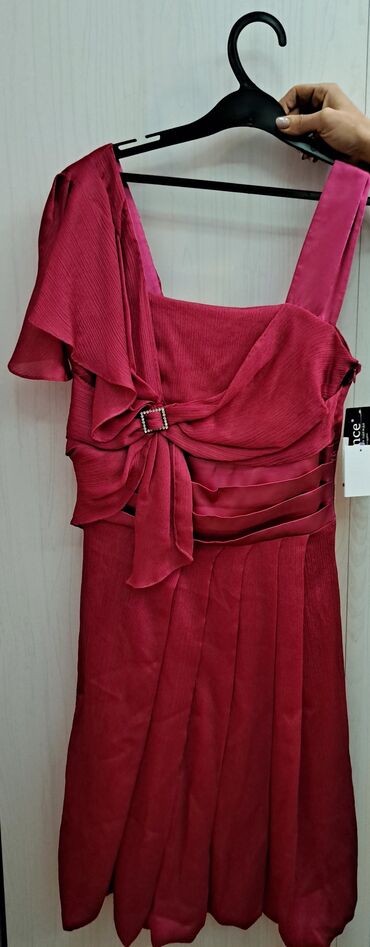 zogali reng: Вечернее платье, S (EU 36)