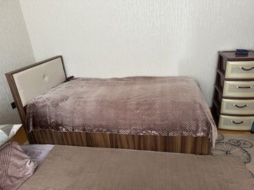 Çarpayılar: Təknəfərlik çarpayı, Bazasız, Matras ilə, Siyirməsiz
