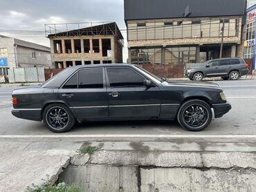 авто машина сатылат: Mercedes-Benz E-Class: 1989 г., 2.3 л, Механика, Бензин, Седан