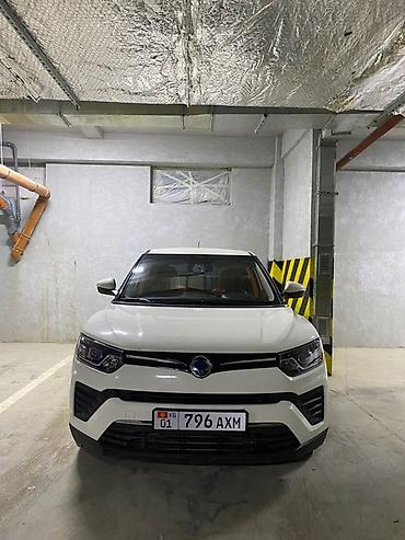 Ssangyong Tivoli: 2020 г., Бензин, Кроссовер