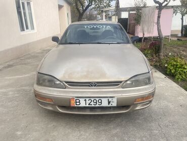 Toyota: Toyota Camry: 1996 г., 2.2 л, Автомат, Бензин, Седан