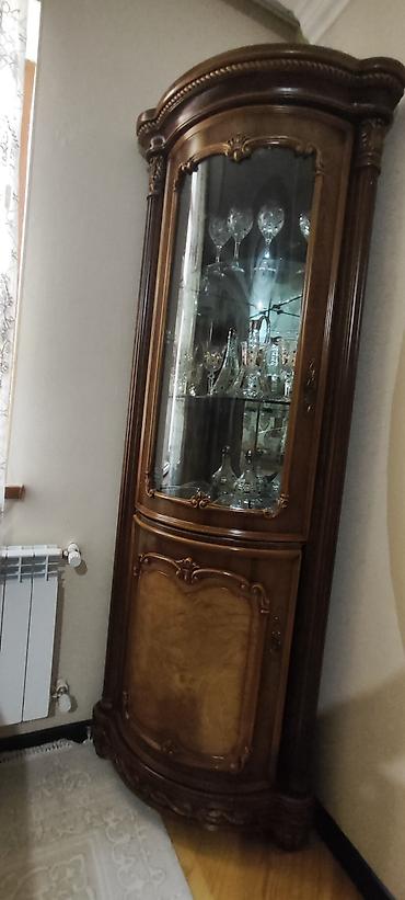 Masa və oturacaq dəstləri: Qonaq otağı üçün, Açılmayan, Dördbucaq masa, 8 stul — 5