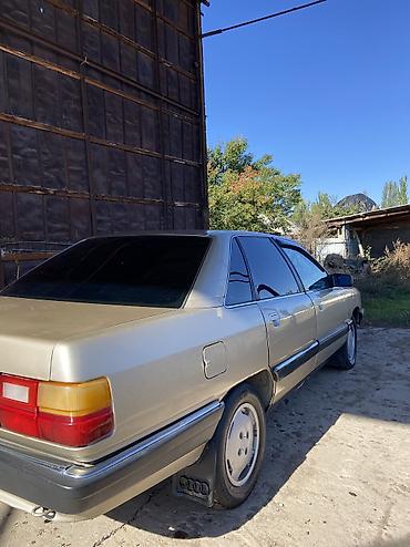 Audi: Audi 100: 1990 г., 2 л, Механика, Бензин, Седан — 4