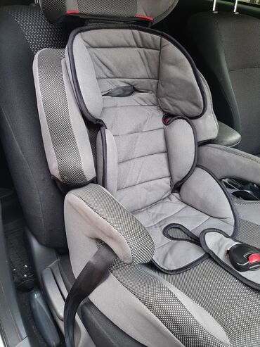 куплю автокресло: Автокресло, түсү - Боз, Колдонулган