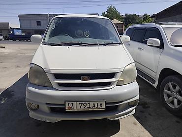салон т5: Toyota Town Ace: 2000 г., Автомат, Бензин, Минивэн — 3