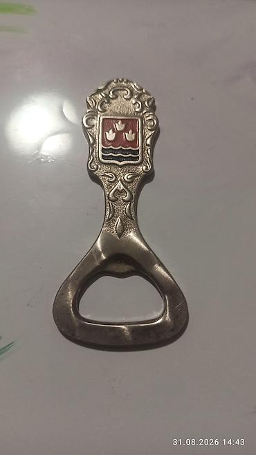 qoz cəkən maşın: - Material: tökmə metal (dözümlü, ağırgövdəli) - Mexanizm: qarmaq — 1