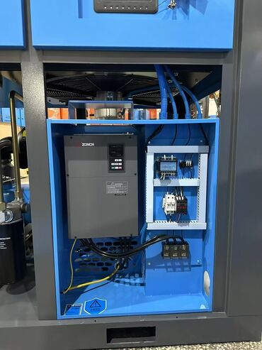 Компрессоры: Компрессор винтовой 5KW(220v) 850 литров в минуту 7.5KW 1100литров в — 5