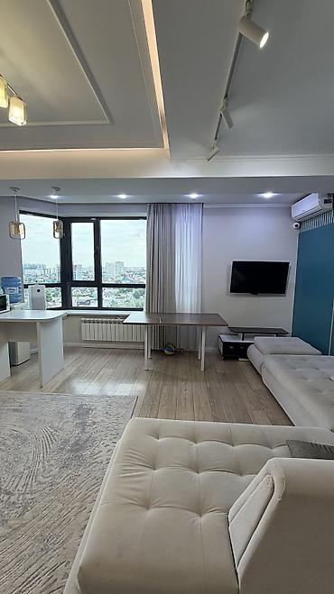 Продажа квартир: 2 комнаты, 56 м², 3 мкр Элитка, 11 этаж, Косметический ремонт — 1