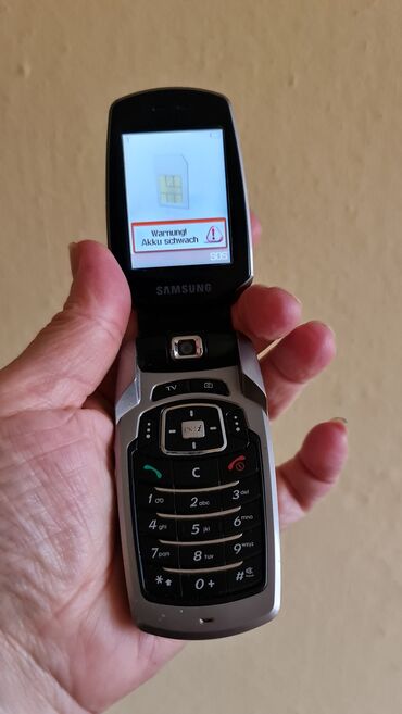 Samsung: Samsung P900, bоја - Siva, Na preklapanje — 3