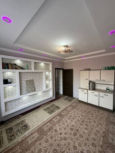 продаю дом жайылский районе: Дом, 120 м², 4 комнаты, Косметический ремонт