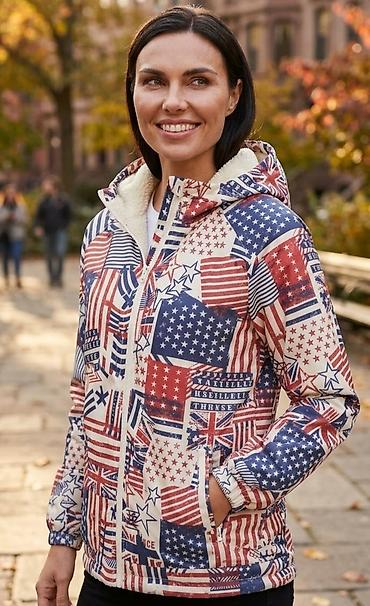 Ženska lagana jakna sa kapuljačom – patchwork print zastava