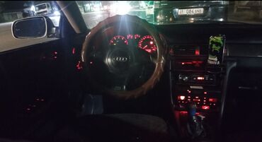 продаю авто в аварийном состоянии: Audi A6: 1999 г., 2.4 л, Механика, Бензин, Седан