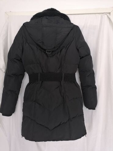 Zimske jakne: Zara, M, Jednobojni, Perje — 11