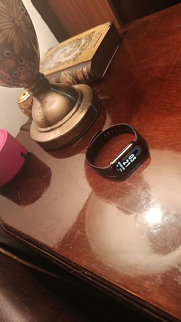 xiaomi mi band 1: Ksiomi ban 8 saat sensor zaredkani 6 gun saxliyir. rewoki xereb olub — 4
