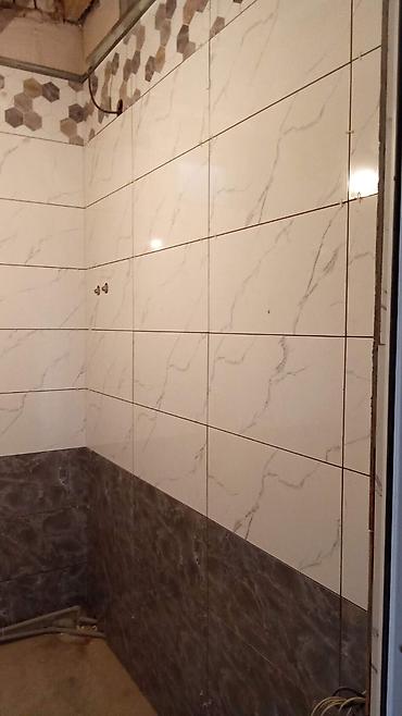 Монтаж и замена сантехники: Предлагаются услуги по укладке настенной плитки в ванных комнатах — 9