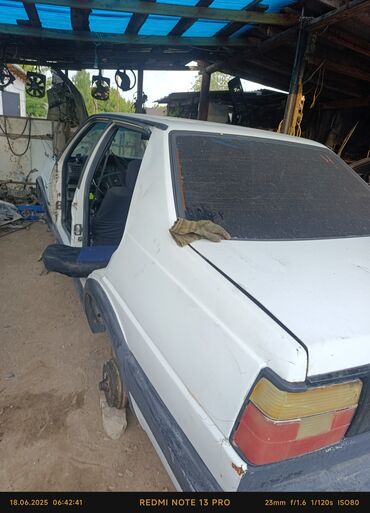 купить запчасти на опель вектра б: Volkswagen Vento: 1987 г., 1.8 л, Механика, Бензин, Седан