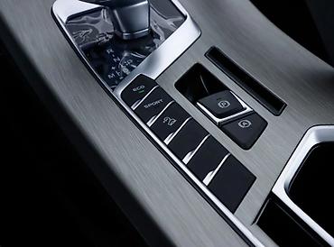 Geely: Geely Coolray: 2023 г., 1.5 л, Робот, Бензин, Кроссовер — 16