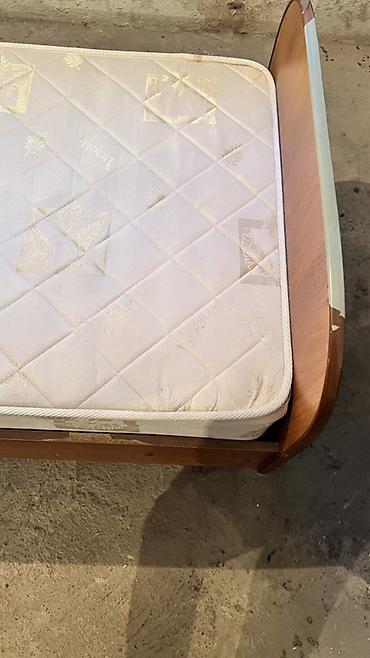 Односпальные кровати: Односпальная кровать, Б/у, С матрасом, длина - 195 см — 3