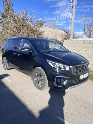 Kia: Kia Carnival: 2018 г., Минивэн — 15