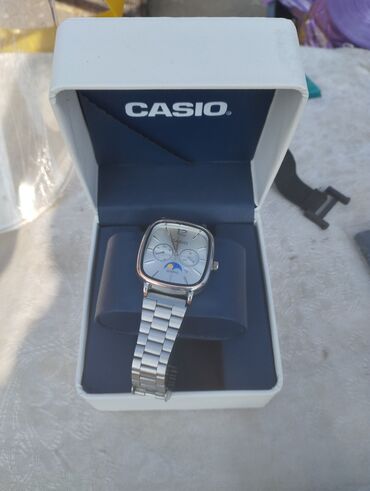 чемодан купить бишкек: Классические часы часы, Япония, Мужские, Б/у