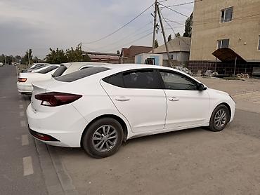 08: Hyundai Avante: 2019 г., 1.6 л, Бензин, Седан — 4
