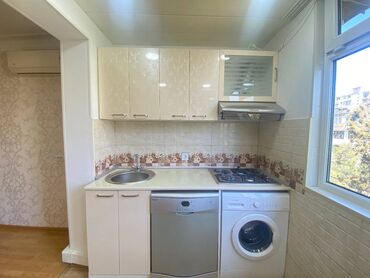 Köhnə tikili: Bakı, 8-ci kilometr, 2 otaqlı, Köhnə tikili, m. Xalqlar Dostluğu, 45 kv. m — 9