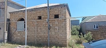 Kürdəxanı qəsəbəsində yerləşən yarı tikili həyət evi satılır 2 sot
