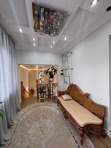 район азия мол: 400 м², 6 комнат и более, Азия Молл — 9