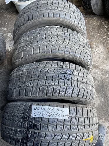 Шины: Шины 205 / 50 / R 16, Зима, Б/у, Комплект, Легковые, Япония, Dunlop