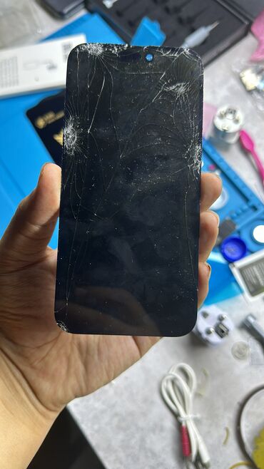 Ремонт телефонов, планшетов: Ремонт iPhone Ipad iWatch Xiaomi Samsung Huawei Современный at lalafo.kg — 6 Ремонт телефонов, планшетов: Ремонт iPhone Ipad iWatch Xiaomi Samsung Huawei Современный — 6