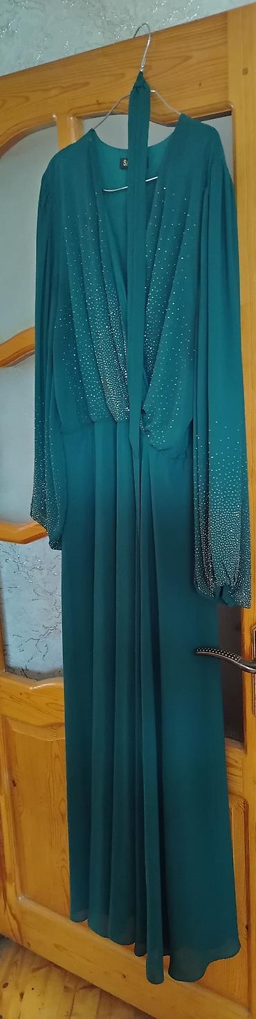 qadın donlar: SARA Couture markalı uzun qadın libası, 50 ölçüdə. Zərif tünd yaşıl — 1