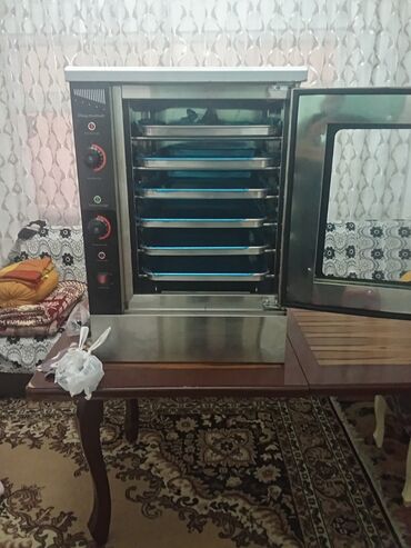 Сушилки для фруктов: Paslanmayan poladdan hazırlanmış bu kommersiya konveksiya sobası qida