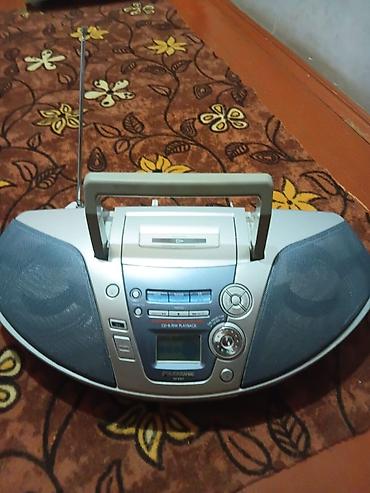 blu ray disk: Panasonic RX-ES27 portativ stereo audio sistemi Xüsusiyyətlər: - CD — 2