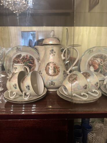 qədimi serviz: Çay dəsti, Keramika, Madonna, 6 nəfərlik