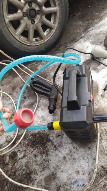 Автомойки: Автомоющий компрессор высокое давление. Работает от 220вольт — 12