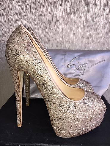 stuart: Туфли, 37.5, 37, Stuart Weitzman, Новый, цвет - Бежевый, Самовывоз, Платная доставка — 8